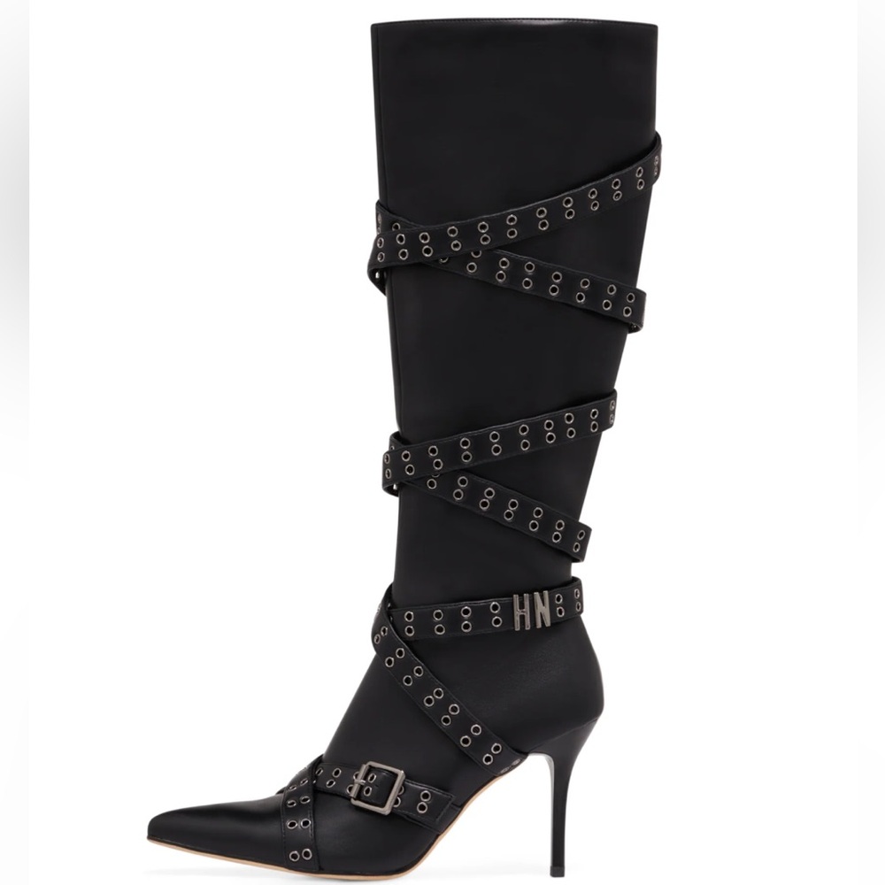 Nii Hai Boots in Black